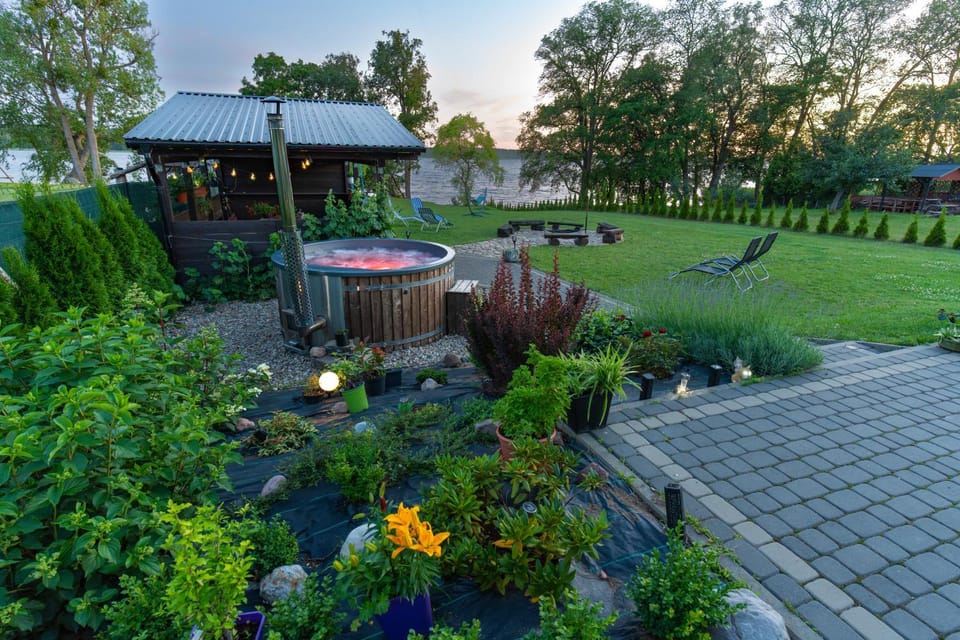 Garden, Garden view