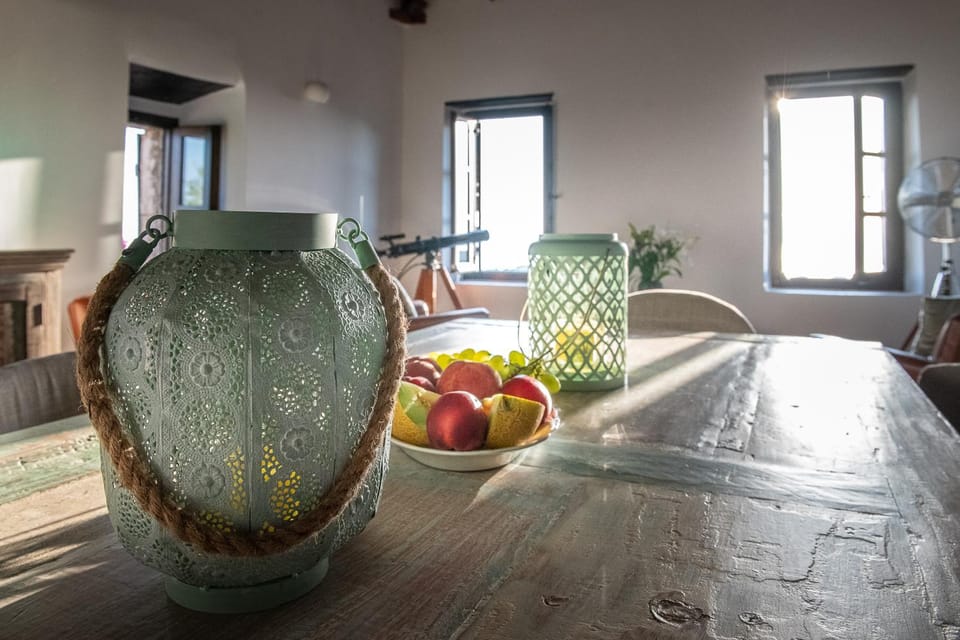 Food and drinks, Dining area