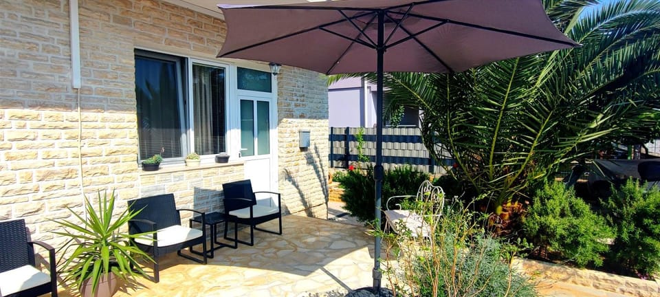 Property building, Patio, Garden view