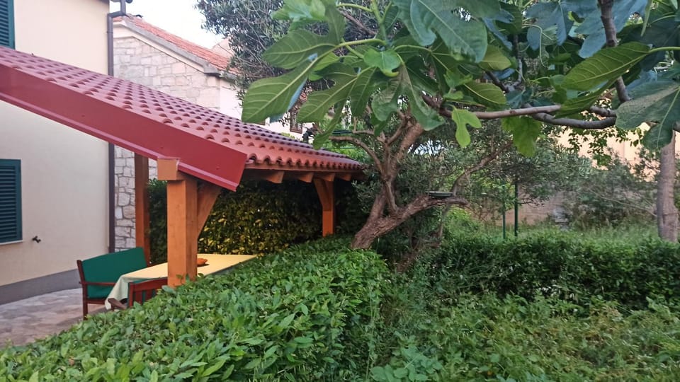 Inner courtyard view