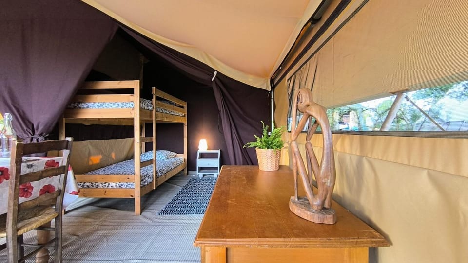 Cool Under Canvas Luxury tent in Auvergne-Rhône-Alpes