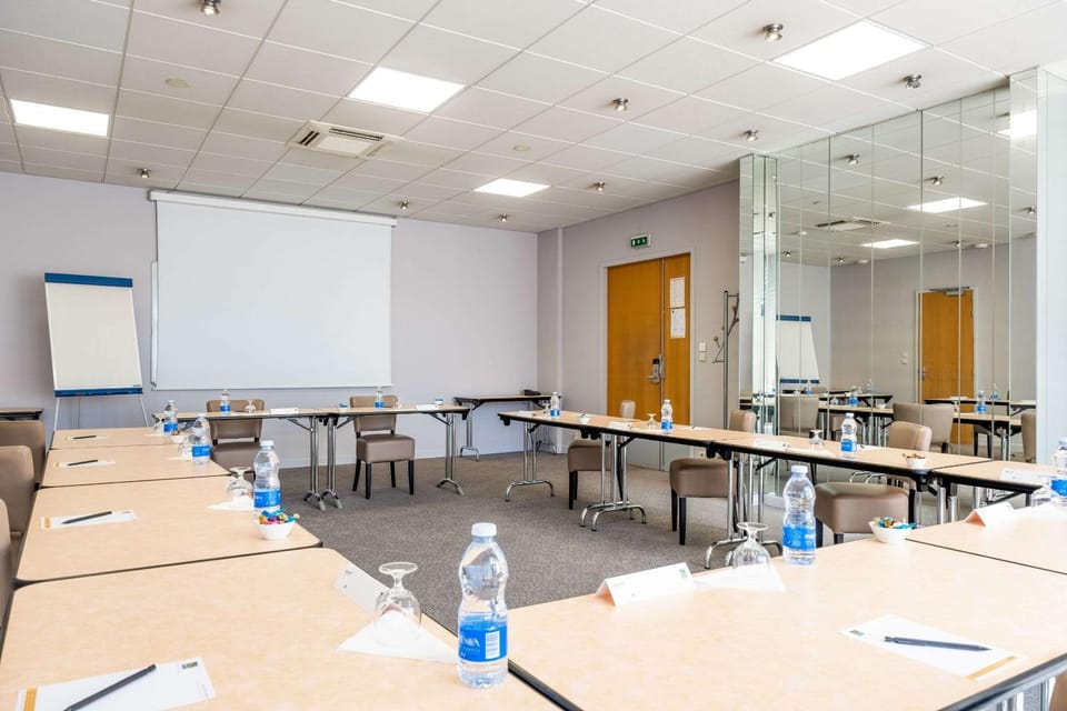 On site, Meeting/conference room