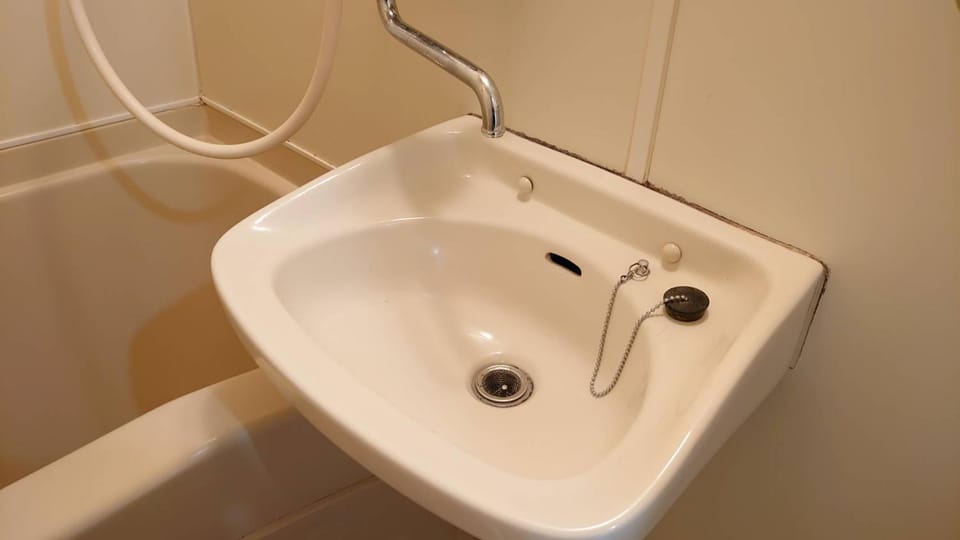 Hokusei Bldg 42 ほくせいビル 42号室 Apartment in Sapporo