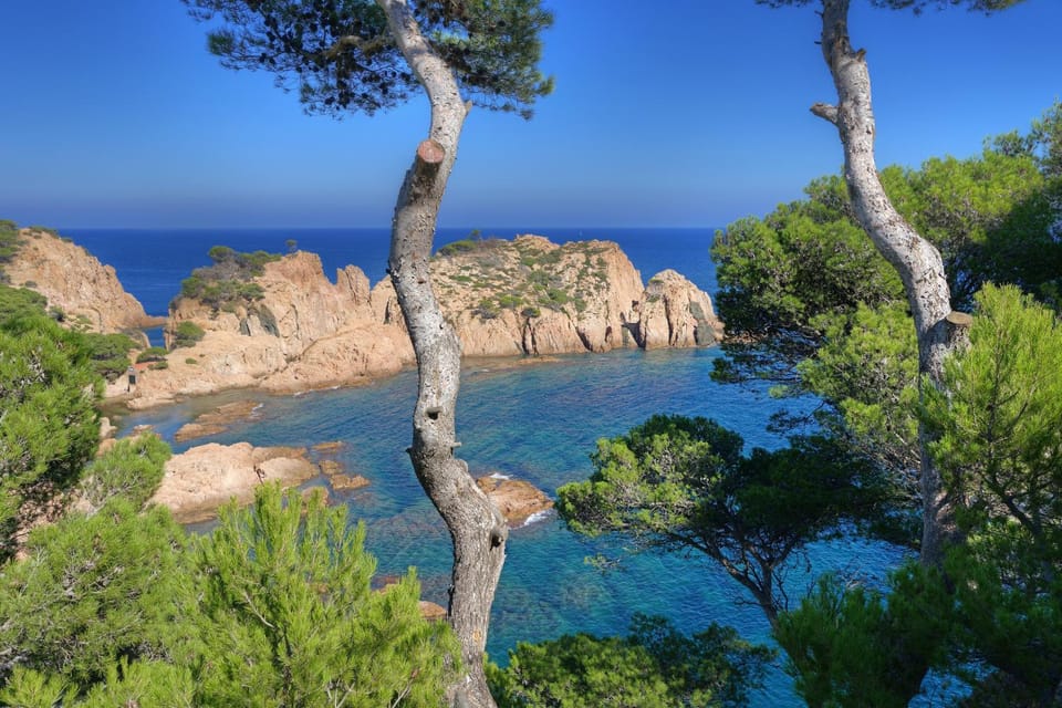 Property building, Natural landscape, Sea view