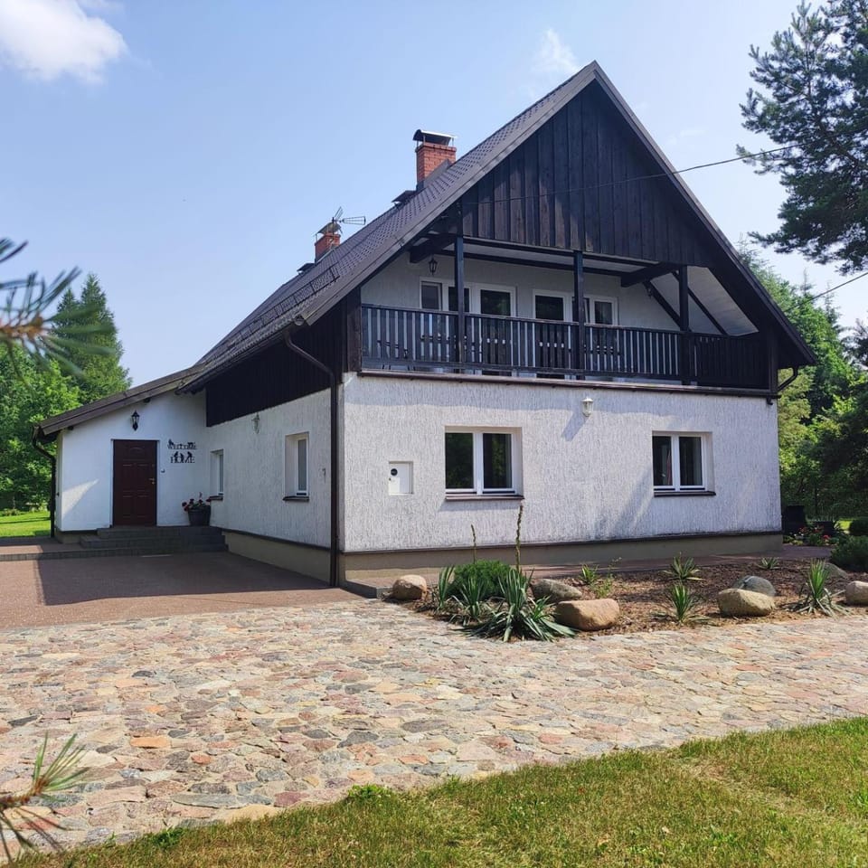 Powrócisz tu... House in Poland