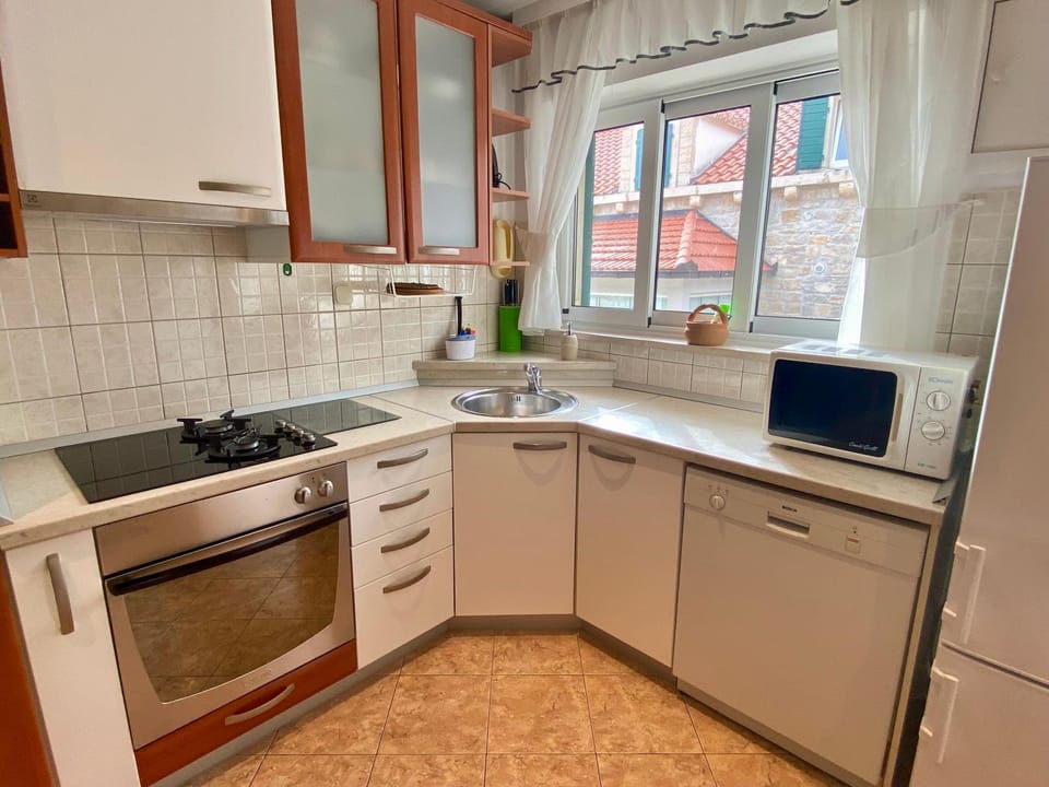Coffee/tea facilities, Kitchen or kitchenette, dishwasher, minibar, pet friendly, toaster