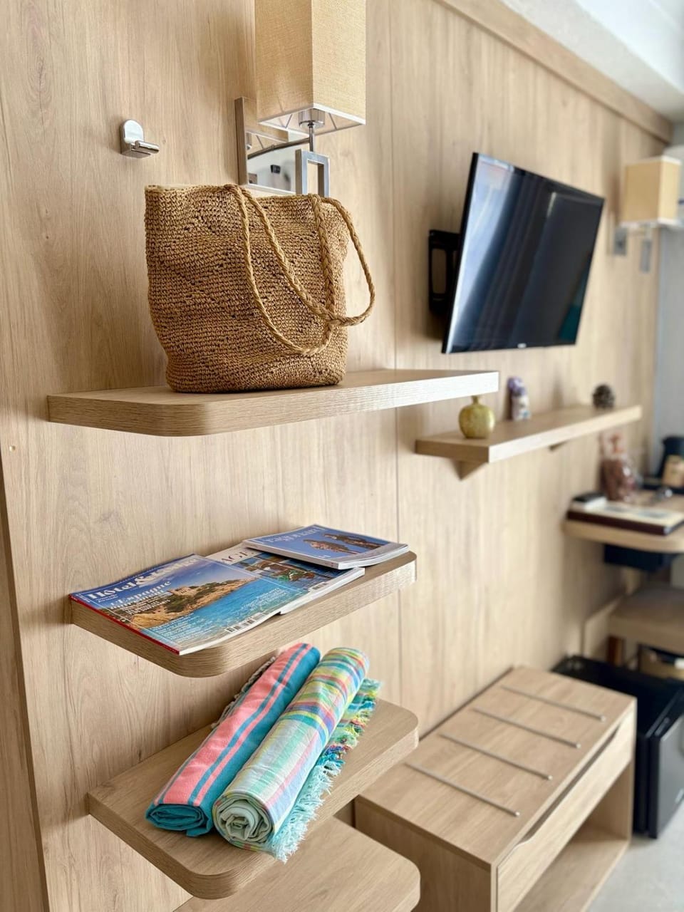 TV and multimedia, Seating area, minibar, storage, towels