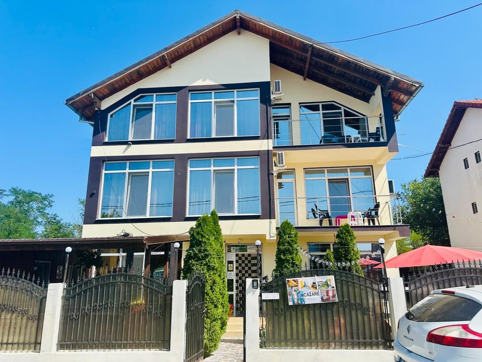 VILA Naty Costinesti Bed and Breakfast in Constanța County