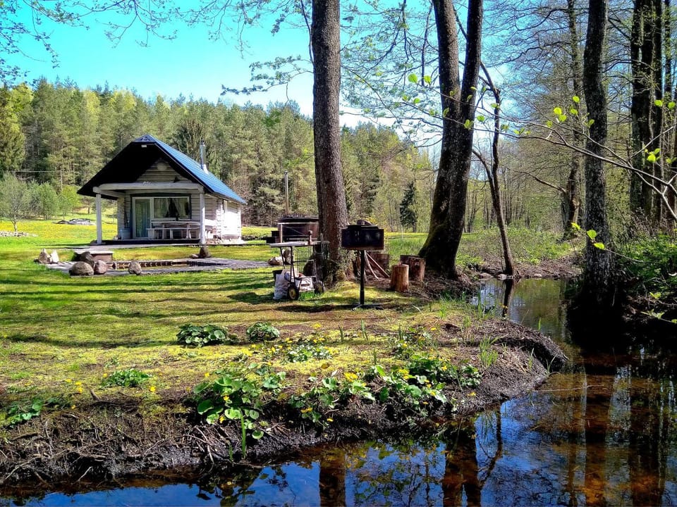 Spring, BBQ facilities, River view, Inner courtyard view