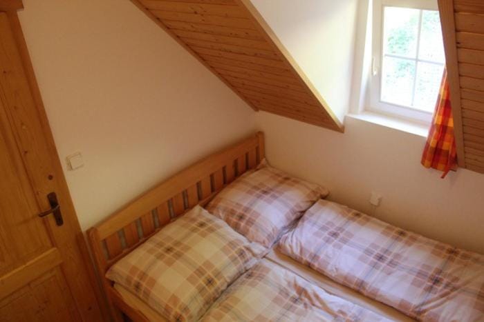 Roubenka Zlatá Olešnice Nature lodge in Czechia