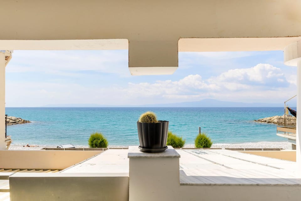 Agali 2 maizonette front of the sea Apartment in Messenia