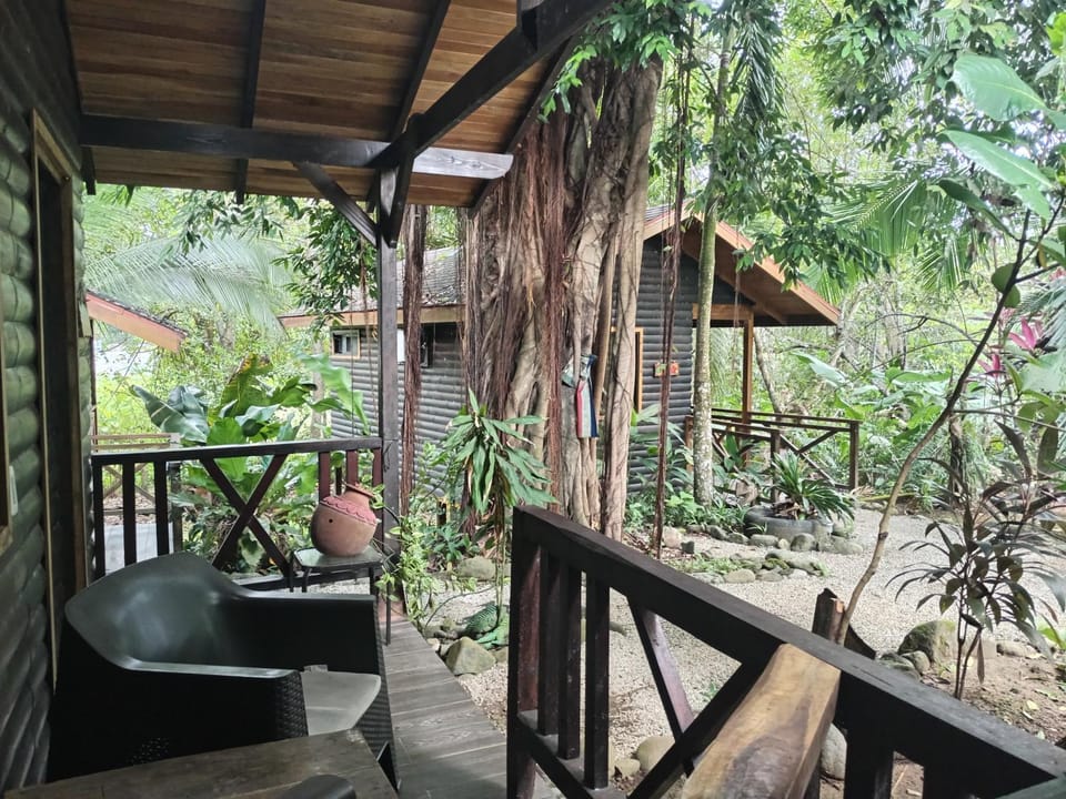 Casa el Colibrí Bed and Breakfast in Puntarenas Province