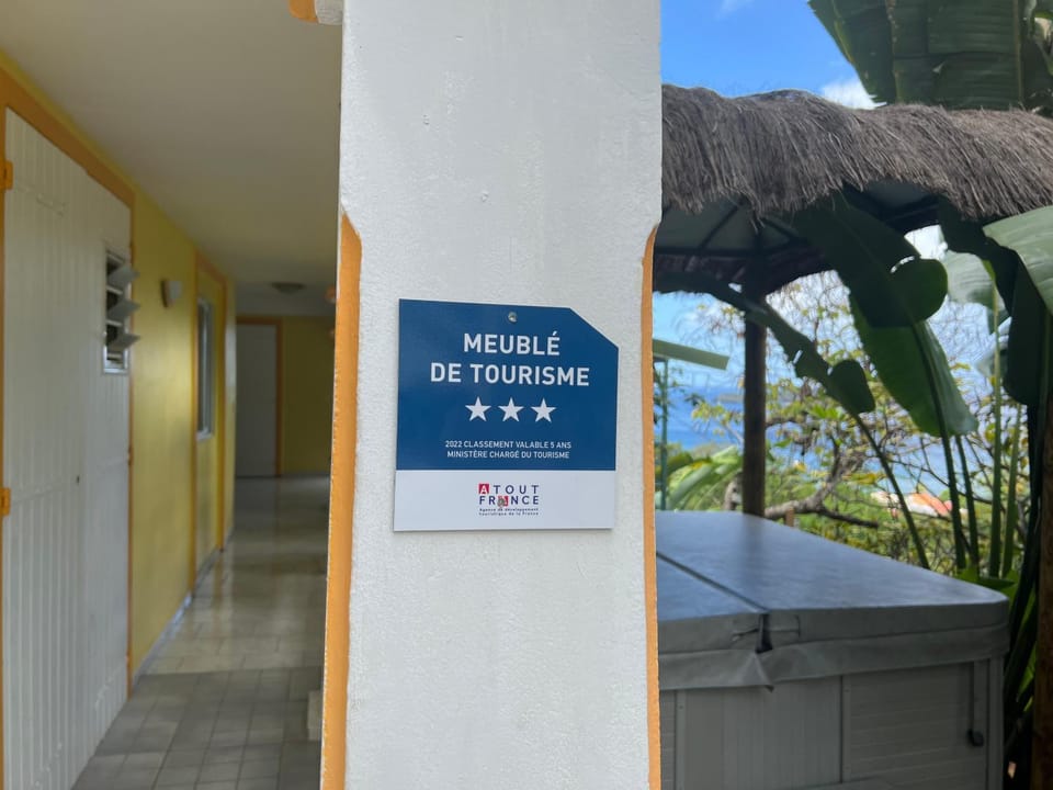 Logo/Certificate/Sign