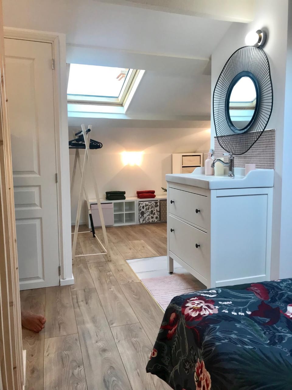 Bathroom, Photo of the whole room
