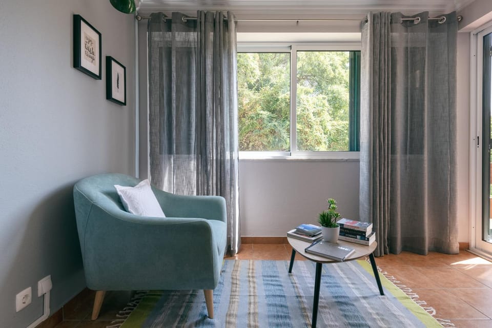 Garden, Living room, Seating area