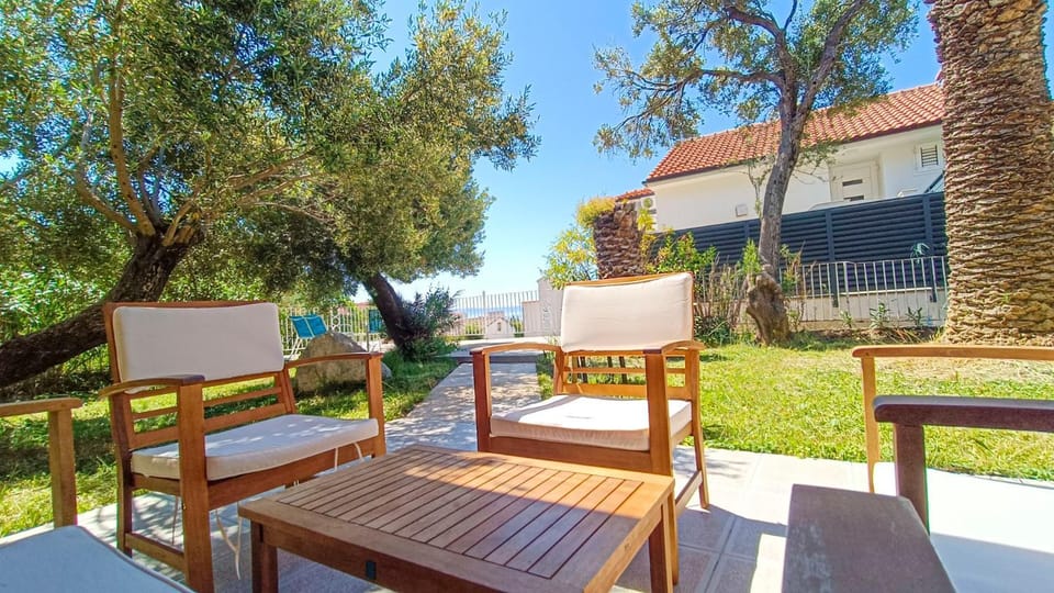 Patio, Spring, Garden, Balcony/Terrace, Living room, Seating area, Evening entertainment, Garden view