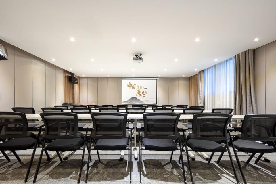 Meeting/conference room