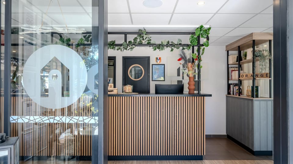 Facade/entrance, Property logo or sign, Lobby or reception, Logo/Certificate/Sign