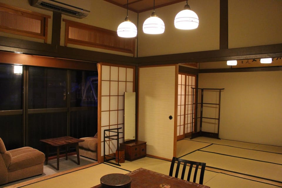 Historical Ryokan SENYUKAN Ryokan in Japan