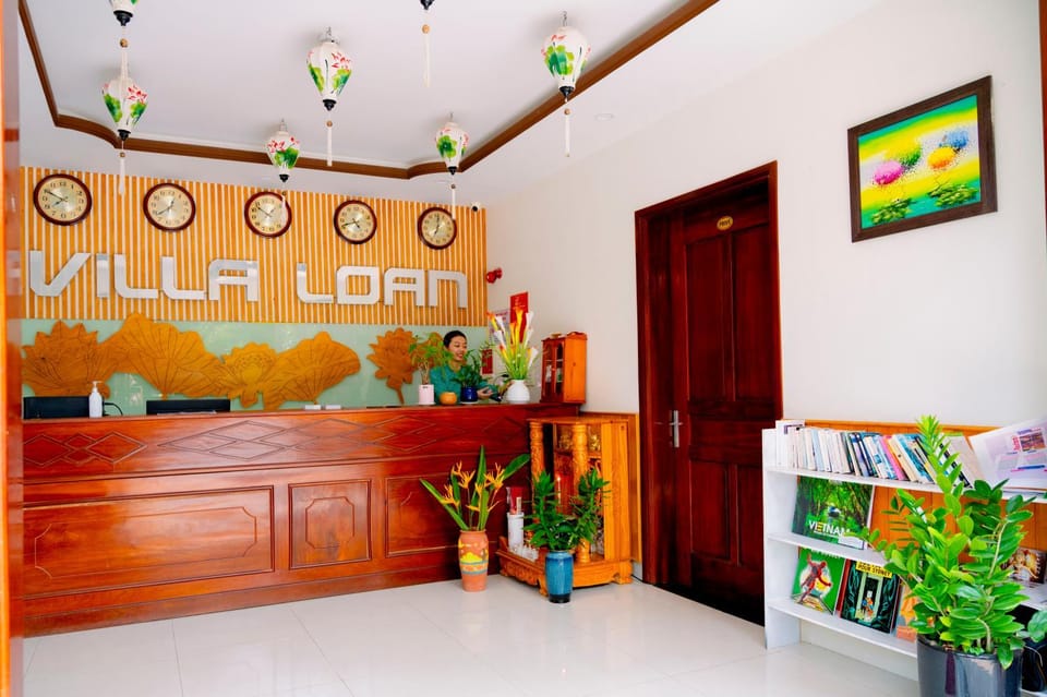 Lobby or reception, concierge