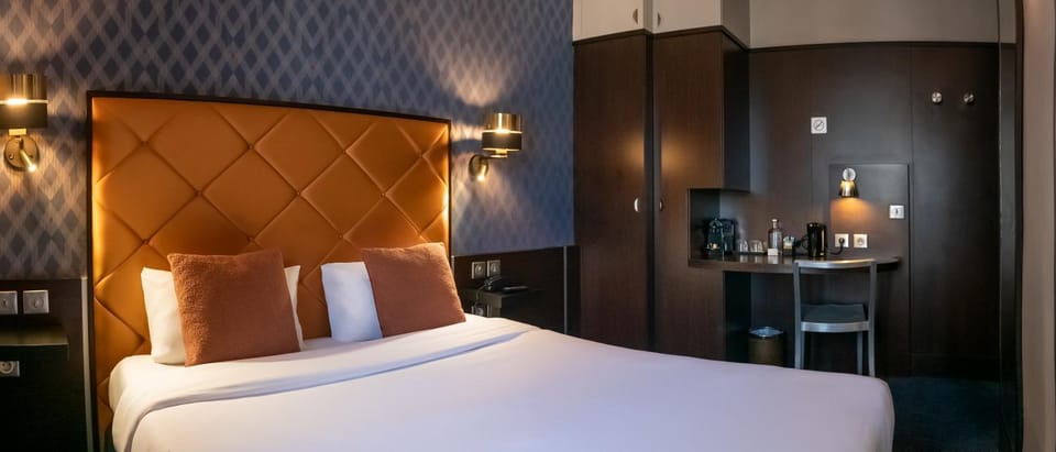 Bed, Coffee/tea facilities, Photo of the whole room, Bedroom, hair dresser