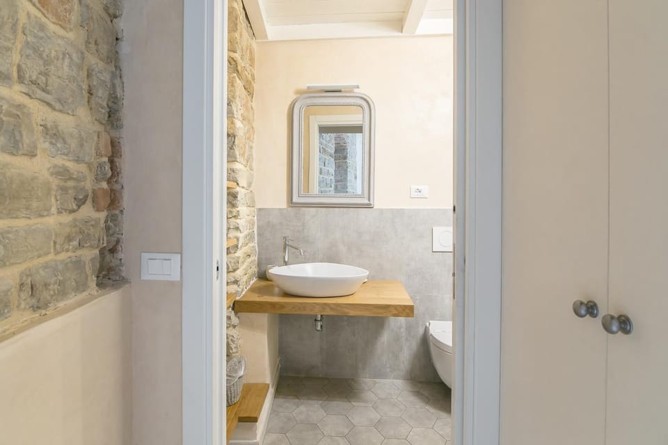 Toilet, Bathroom
