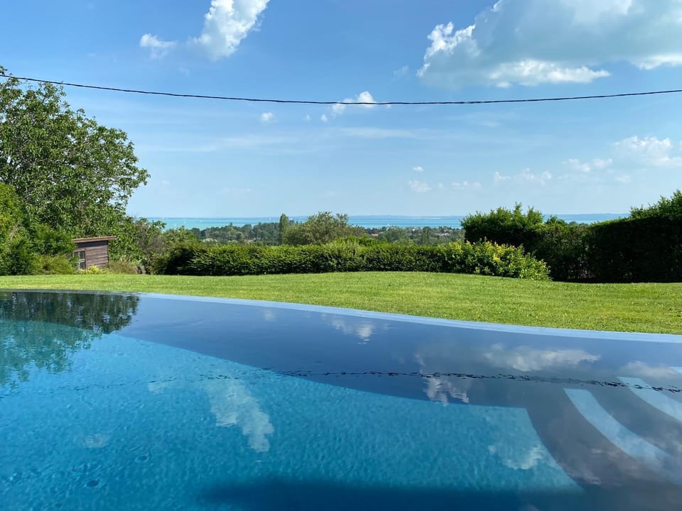 Perla Balaton House in Hungary