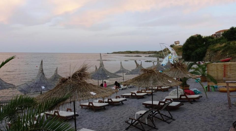 Хотел Paradise Hotel in Burgas Province