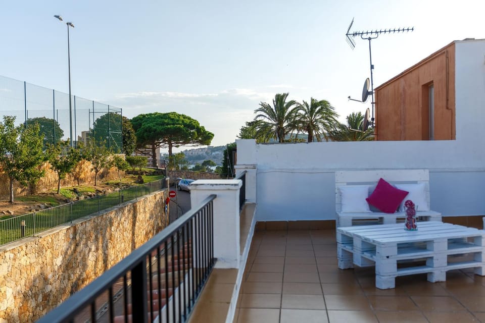 View (from property/room), Balcony/Terrace