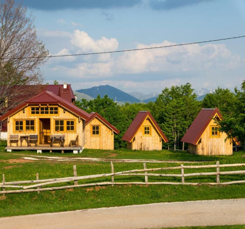 Maple bungalows Campground/ 
RV Resort in Montenegro