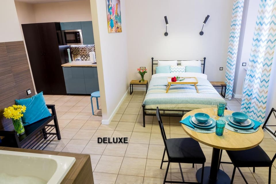 Dining area, Bedroom, kitchen