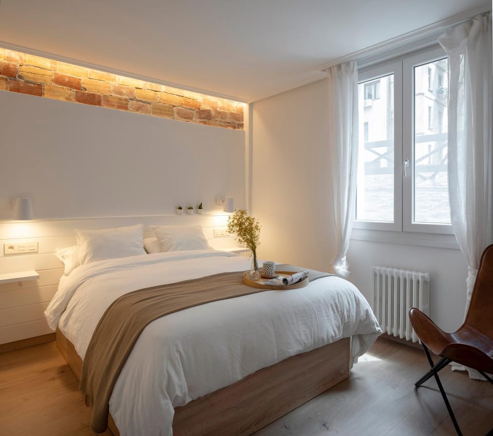 PREMIUM LOCATION! Gran Vía & FREE Parking Apartment in Bilbao