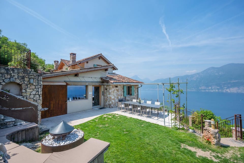 Property building, Sea view