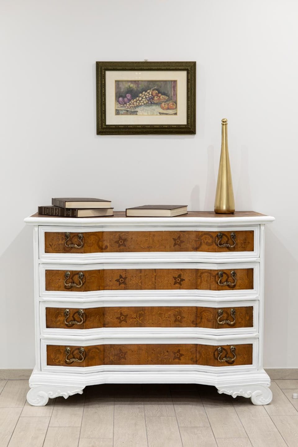 Living room, Decorative detail