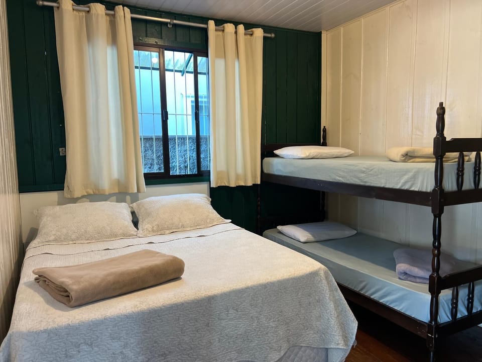 Bed, Photo of the whole room, Bedroom, bunk bed