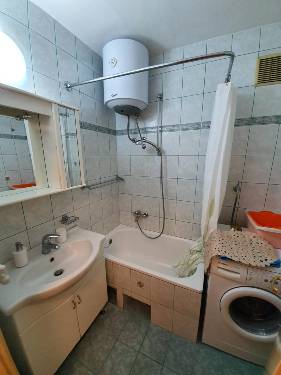 Bathroom, Bath