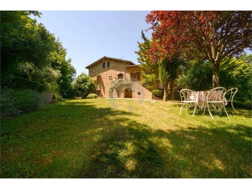 Agriturismo Ca' Andreana Farm Stay in Marche