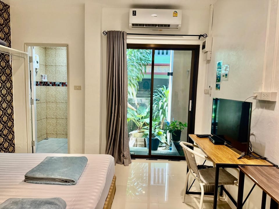 Golf House Bed and Breakfast in Mai Khao