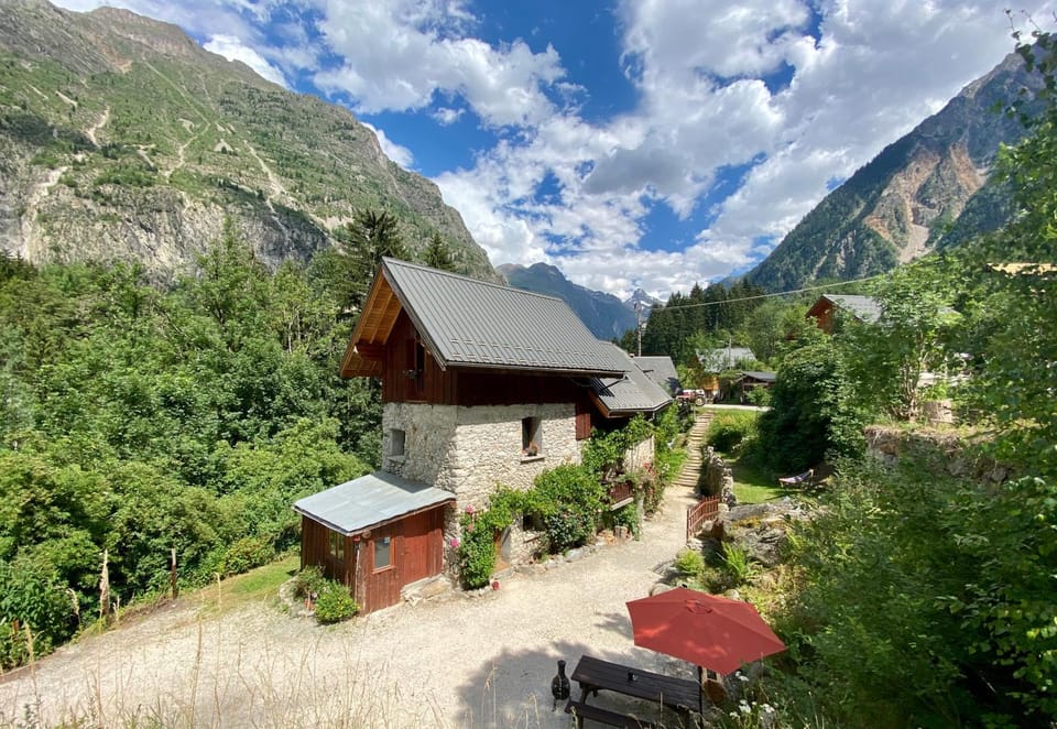 Ecrins Lodge Chalet in Les Deux Alpes