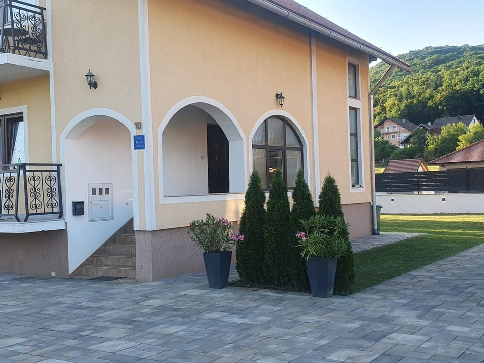 Apartman Mirko Apartment in Lika-Senj County
