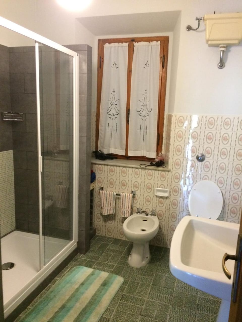 Toilet, Staff, Bathroom