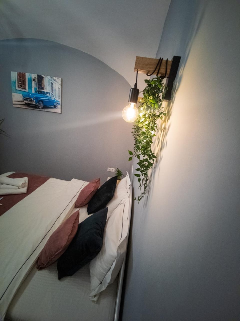 Havana Studio Apartment in Brasov