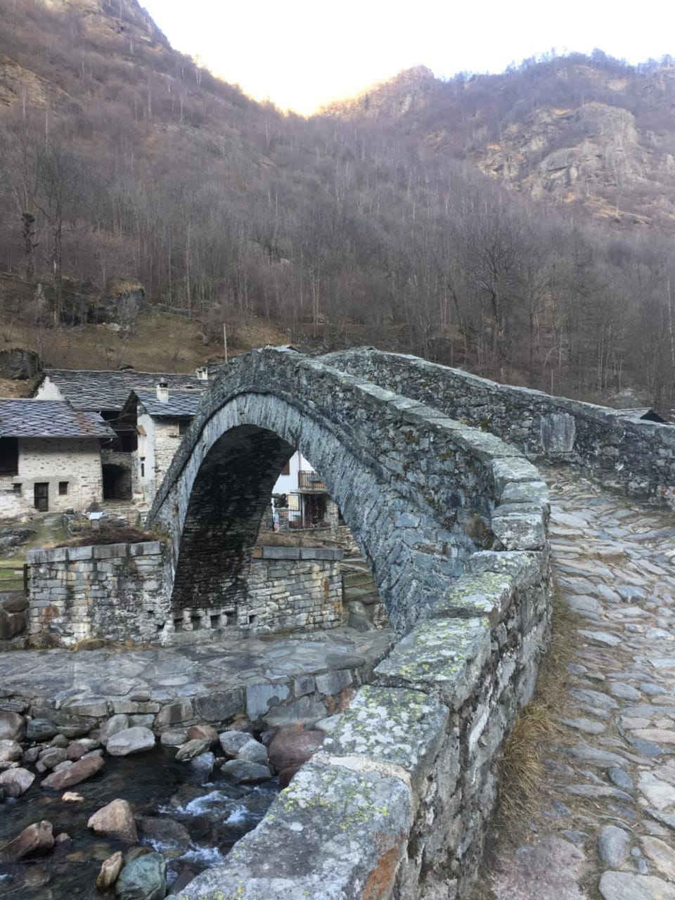 Nearby landmark, Natural landscape