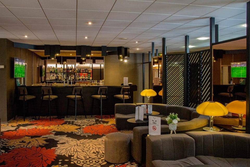 Lobby or reception, Lounge or bar