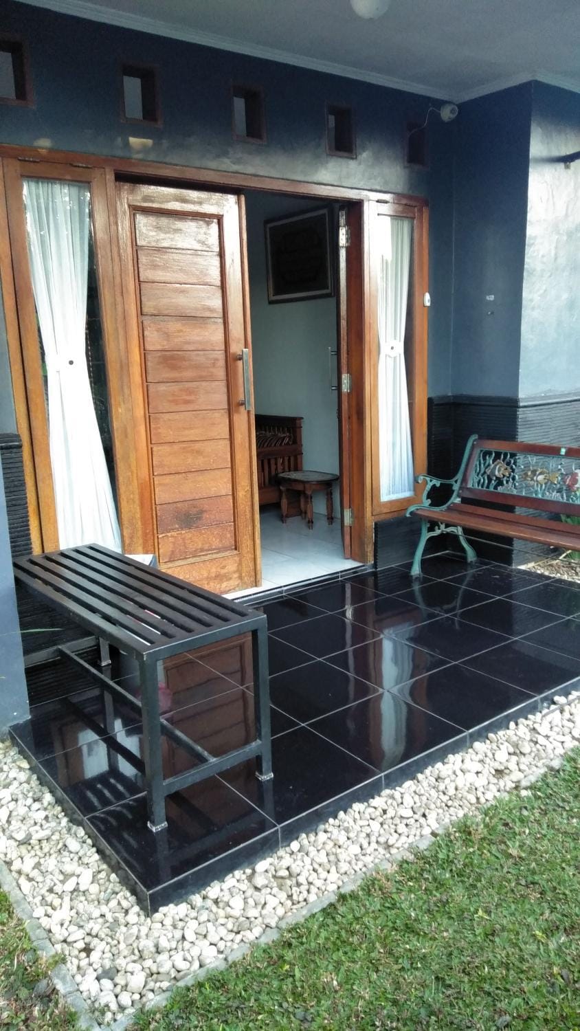 Endah Homestay Syariah Vacation rental in Indonesia