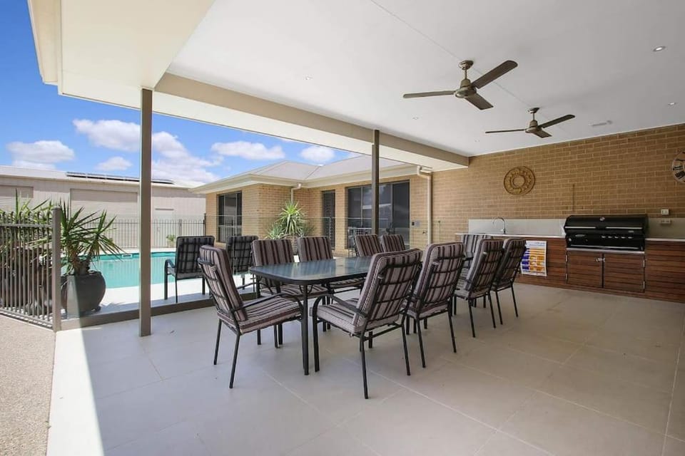 The Grand Holiday House House in Yarrawonga