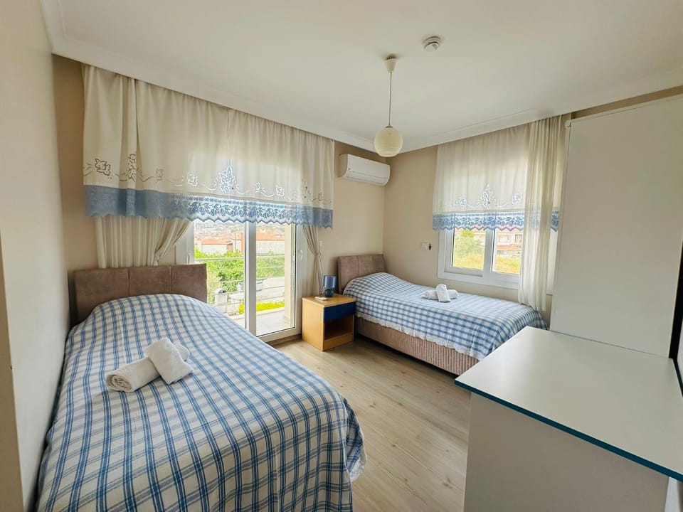 Evalacati - Villa Harnup- Detached house with private pool and garden Villa in Alaçatı