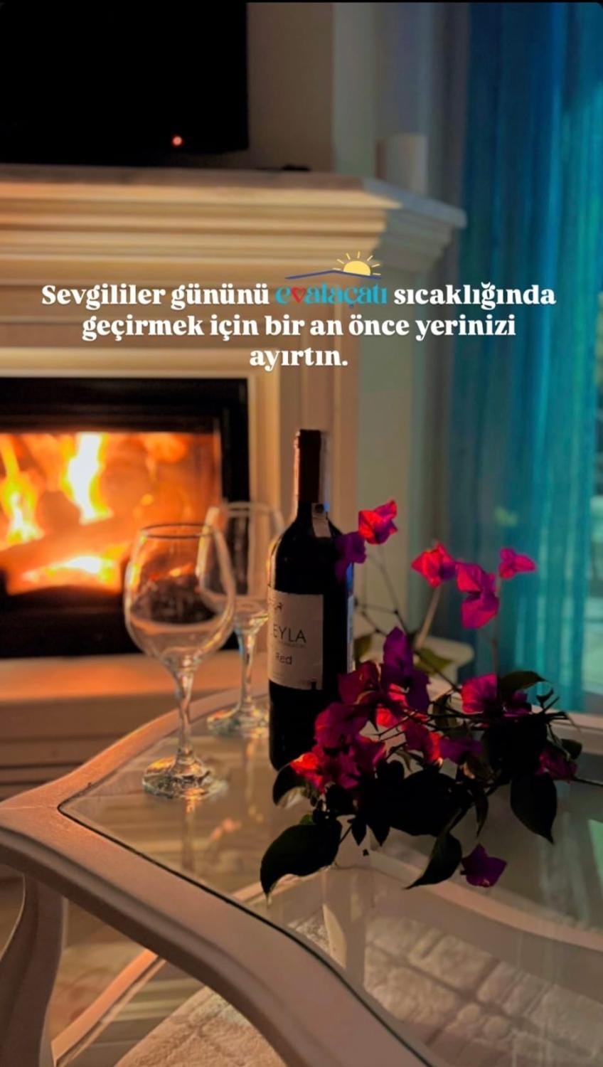 Evalacati - Villa Harnup- Fireplace Pleasure-Preferred Partner Villa in Alaçatı
