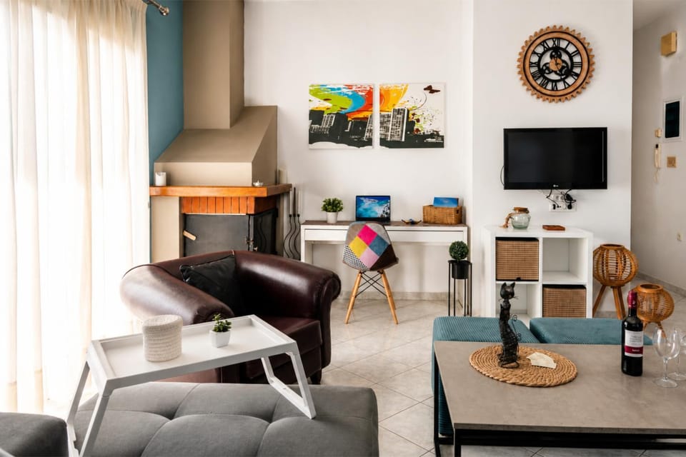 TV and multimedia, Living room, Seating area