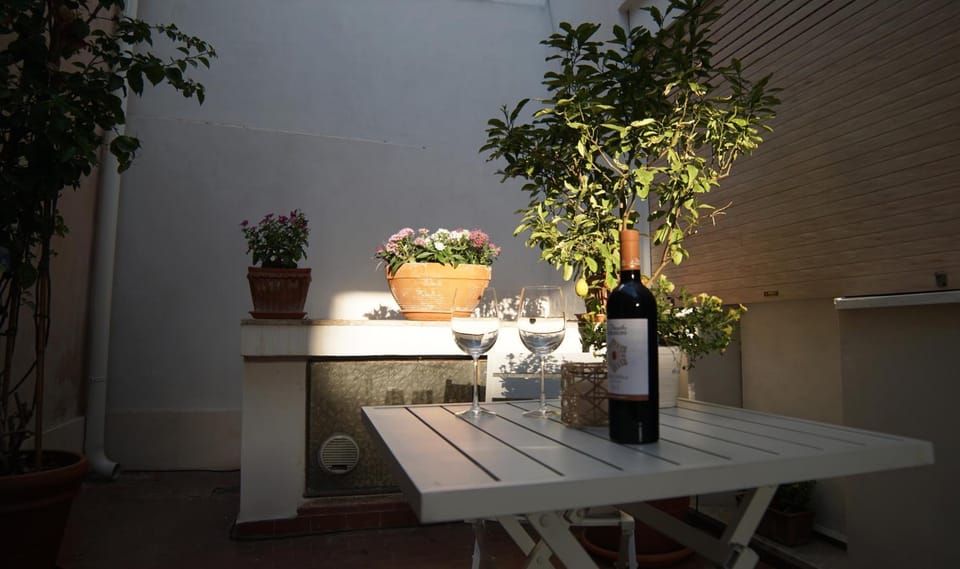 Balcony/Terrace, Dining area, Garden view